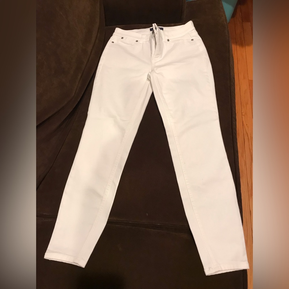 Talbots White Jeans Flattering 5 Pockets Size 2P